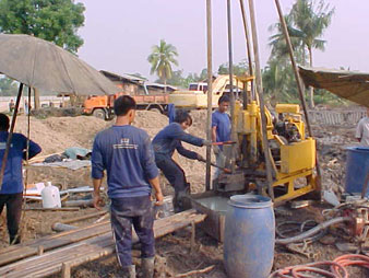 งานเจาะและทดสอบดิน บริเวณสถานที่จะก่อสร้างอาคารสถานีย่อยบางปลา การไฟฟ้านครหลวง