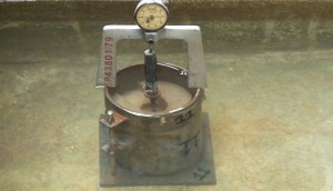 soak soil  swell dial gauge